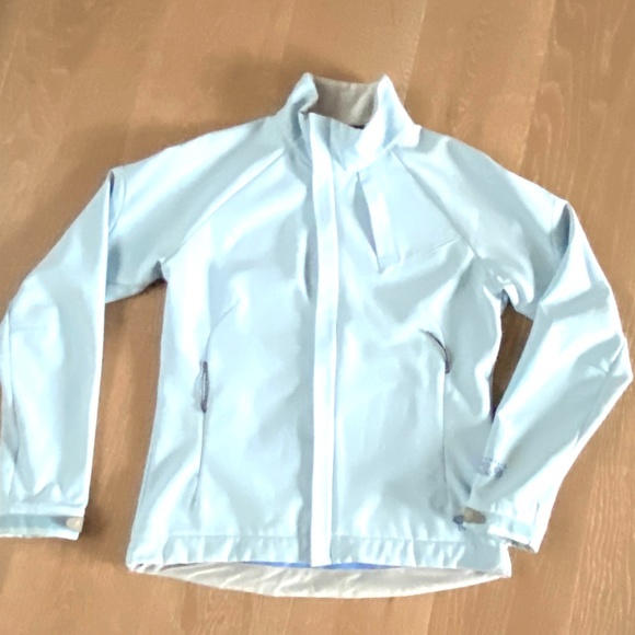 MOUNTAIN HARDWARE Softshell Jacket  | EUC - Picture 9 of 12